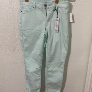 D. Jeans high waist skinny jeans